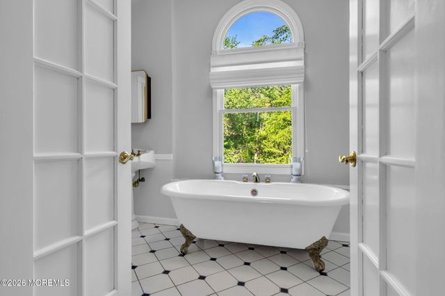 848 Farmingdale Road, Jackson, NJ 08527
