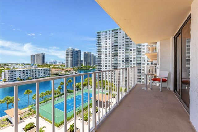 290 174th St 1006, Sunny Isles Beach, FL 33160
