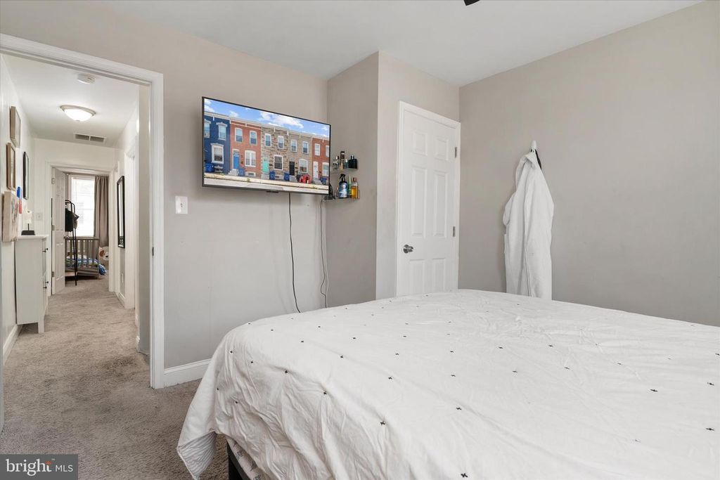 Image 15 of property listing at 1218 SARGEANT ST, Baltimore, MD 21223