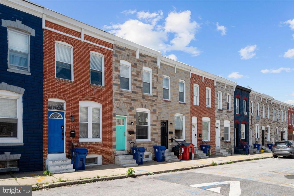 Image 2 of property listing at 1218 SARGEANT ST, Baltimore, MD 21223