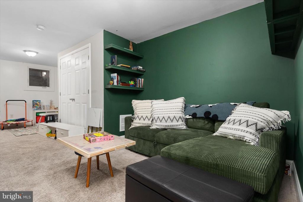 Image 23 of property listing at 1218 SARGEANT ST, Baltimore, MD 21223
