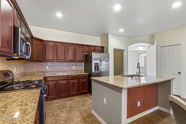 11368 ACOMA Street, El Paso, TX 79934