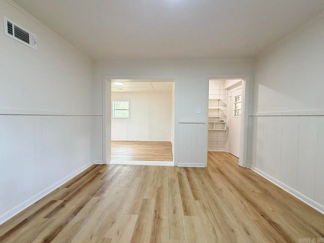 901 Valley Drive, Jonesboro, AR 72401