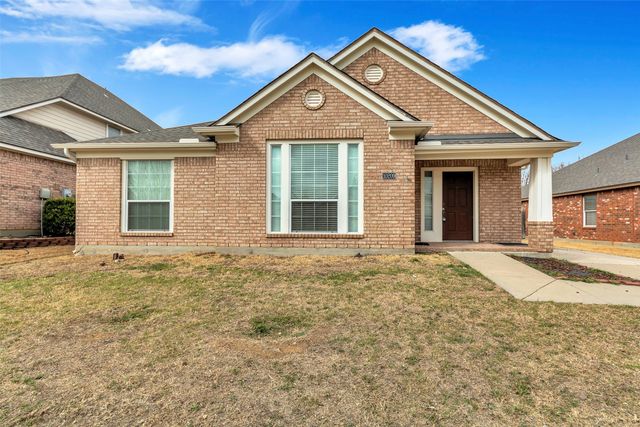 10209 Fossil Valley Drive, Fort Worth, TX 76131