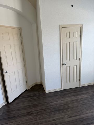10209 Fossil Valley Drive, Fort Worth, TX 76131
