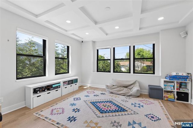149 Palisade Avenue, Cresskill, NJ 07626