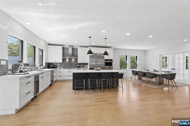 149 Palisade Avenue, Cresskill, NJ 07626