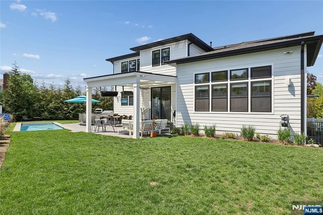 149 Palisade Avenue, Cresskill, NJ 07626