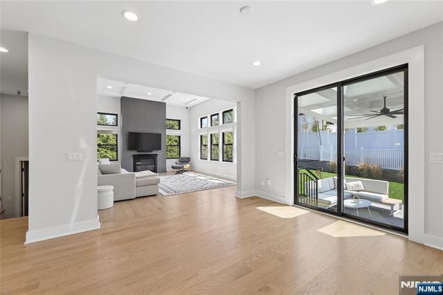 149 Palisade Avenue, Cresskill, NJ 07626