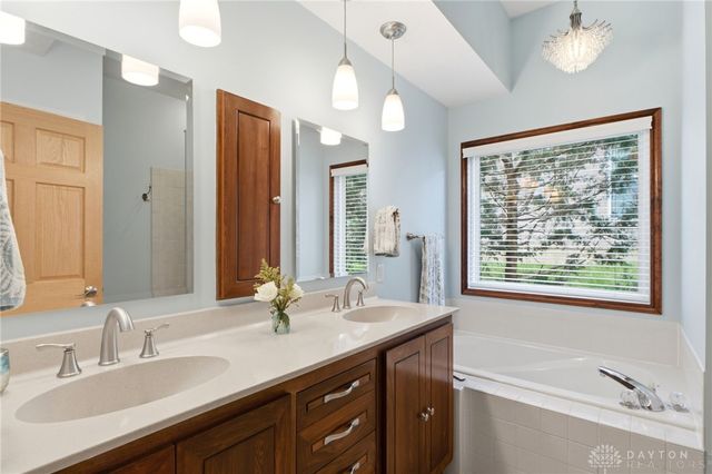 630 Carrick Drive, Washington Twp, OH 45458