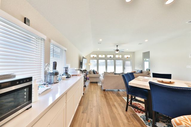 9439 Cactus Canyon, San Antonio, TX 78254