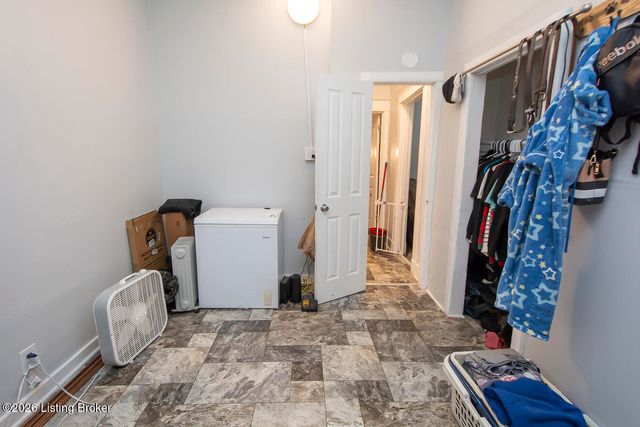 1349 S 26th St, Louisville, KY 40210