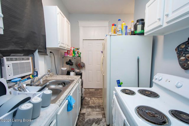 1349 S 26th St, Louisville, KY 40210
