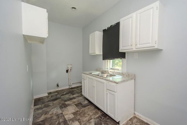 1349 S 26th St, Louisville, KY 40210