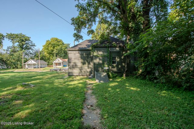 1349 S 26th St, Louisville, KY 40210