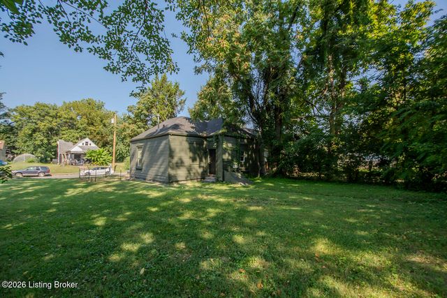 1349 S 26th St, Louisville, KY 40210