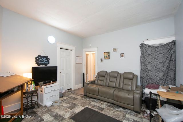 1349 S 26th St, Louisville, KY 40210