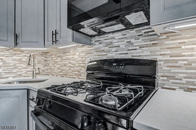 1101 Doolittle Dr, Bridgewater Twp., NJ 08807