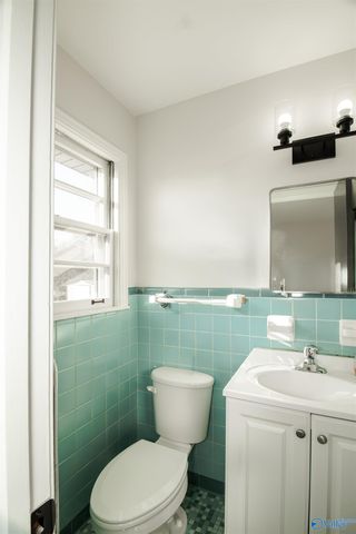 2207 La Salle Road NW, Huntsville, AL 35810