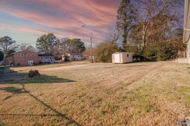 2207 La Salle Road NW, Huntsville, AL 35810