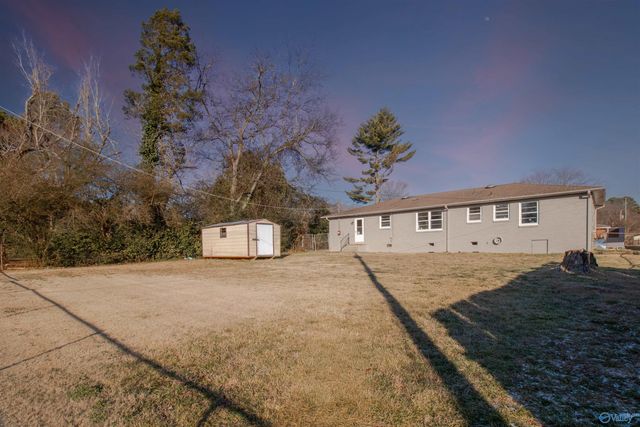 2207 La Salle Road NW, Huntsville, AL 35810