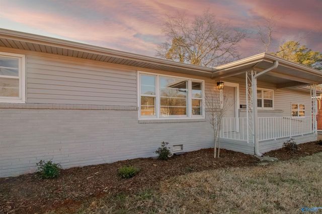 2207 La Salle Road NW, Huntsville, AL 35810