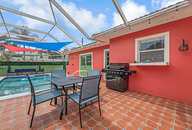 532 N Palmway, Lake Worth Beach, FL 33460
