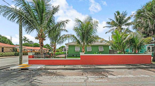 532 N Palmway, Lake Worth Beach, FL 33460