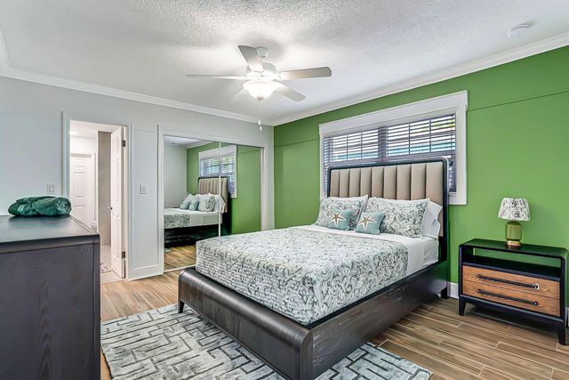 532 N Palmway, Lake Worth Beach, FL 33460