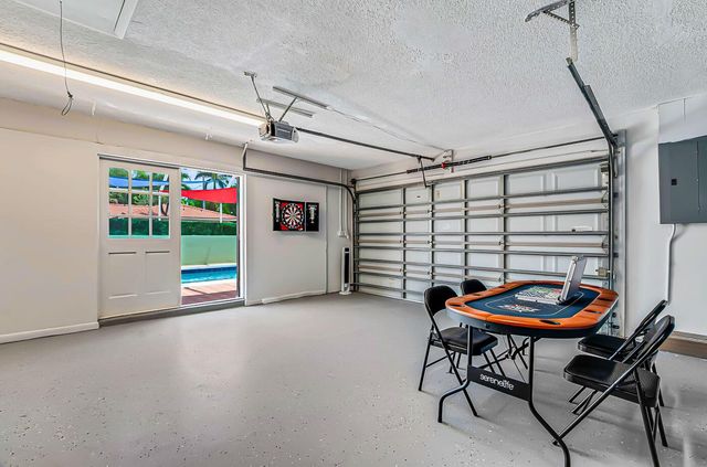 532 N Palmway, Lake Worth Beach, FL 33460