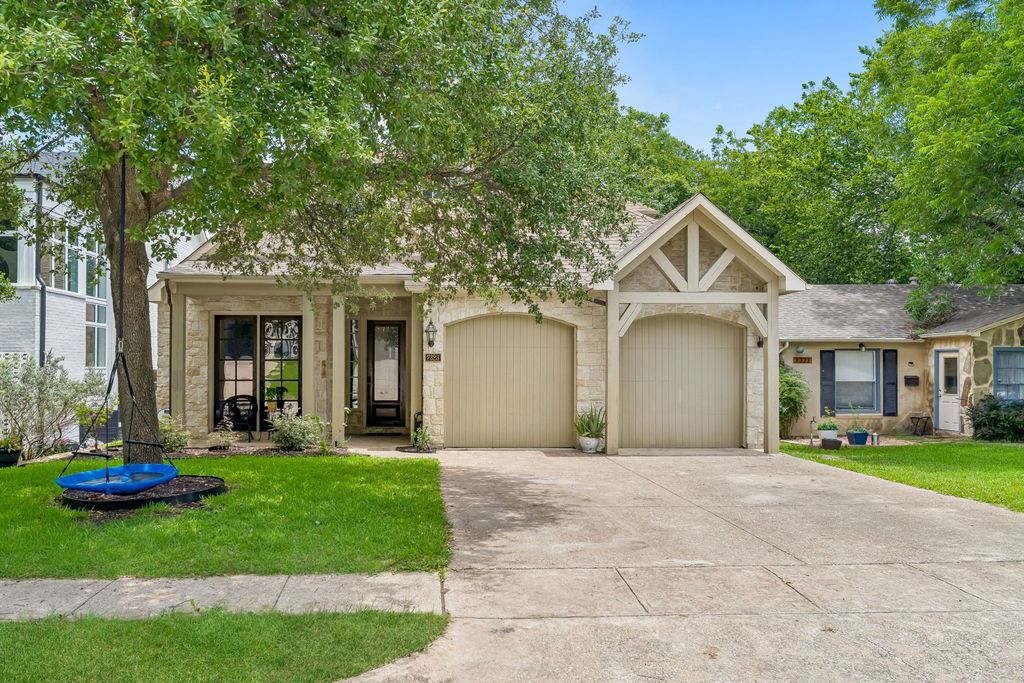 7323 Coronado Avenue, Dallas, TX 75214