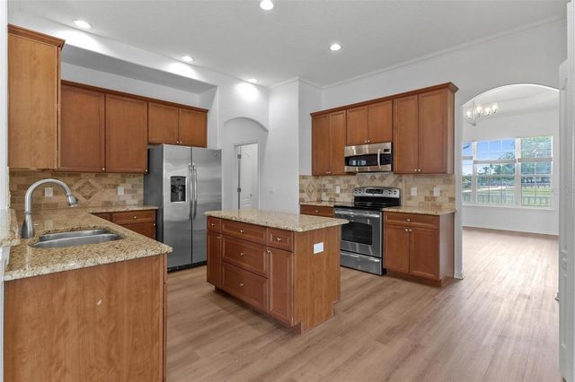 17440 COUNTY ROAD 448, Mount Dora, FL 32757