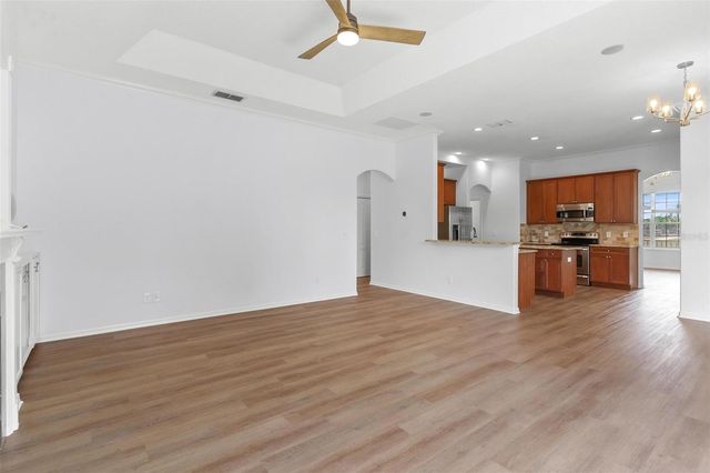 17440 COUNTY ROAD 448, Mount Dora, FL 32757