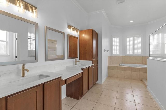 17440 COUNTY ROAD 448, Mount Dora, FL 32757