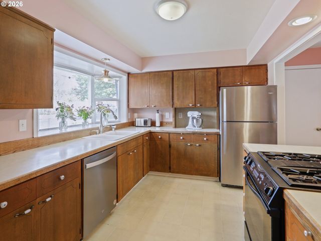 12355 Sw TOOZE Rd, Sherwood, OR 97140