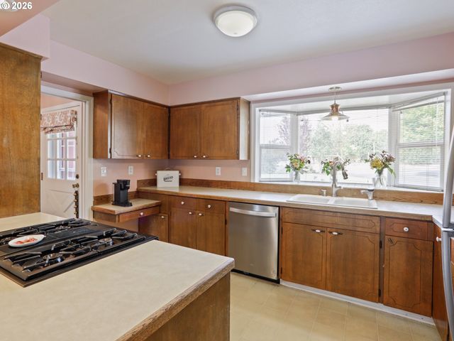12355 Sw TOOZE Rd, Sherwood, OR 97140
