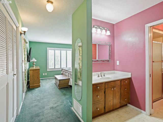 12355 Sw TOOZE Rd, Sherwood, OR 97140