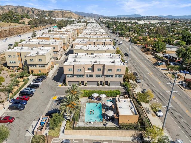 12827 Watt Lane E, Sylmar, CA 91342