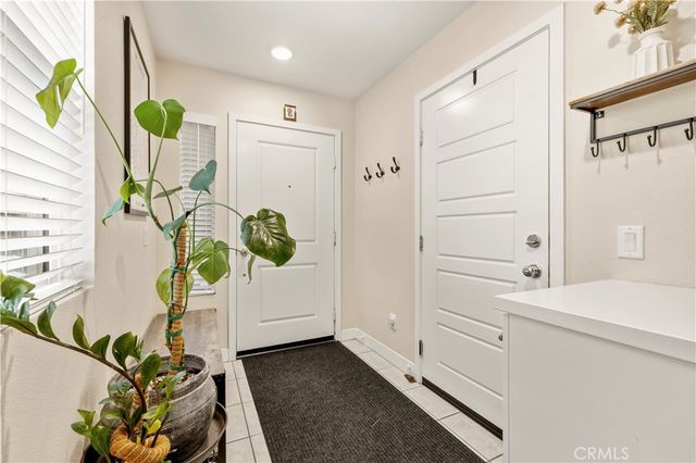 12827 Watt Lane E, Sylmar, CA 91342