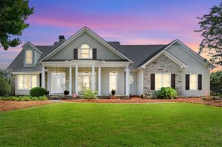 150 Azalea Lakes Court, Dallas, GA 30157