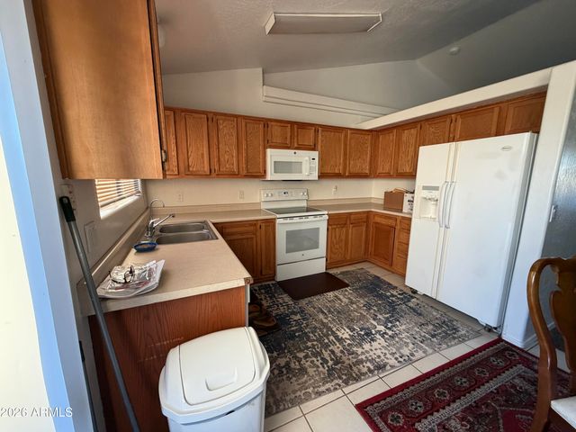 9013 W ONEIDA Drive, Arizona City, AZ 85123