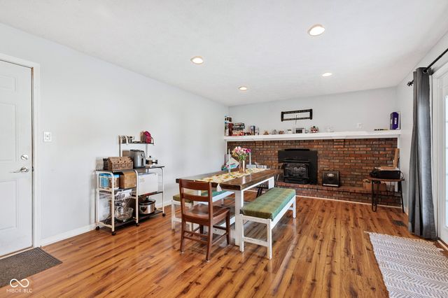 243 Plainview Drive, Avon, IN 46123