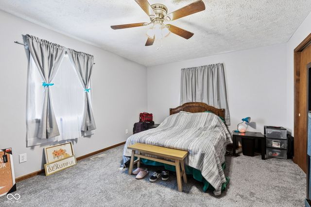 243 Plainview Drive, Avon, IN 46123