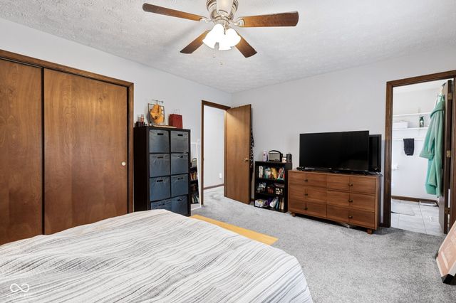 243 Plainview Drive, Avon, IN 46123