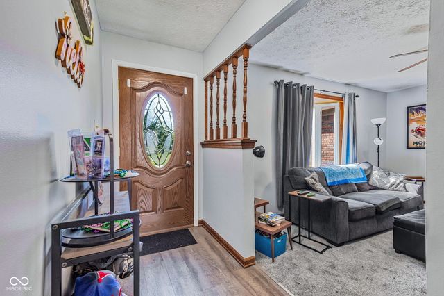 243 Plainview Drive, Avon, IN 46123