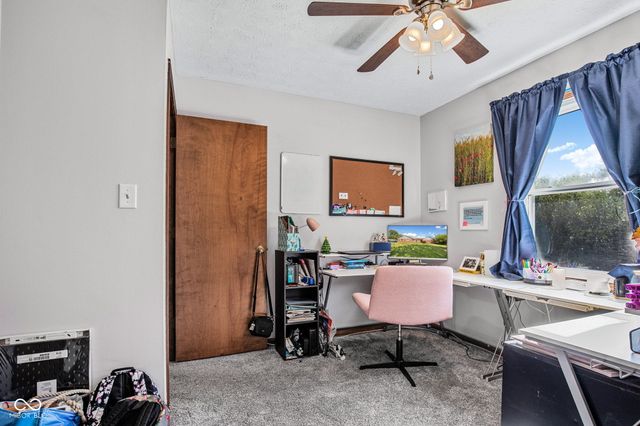 243 Plainview Drive, Avon, IN 46123