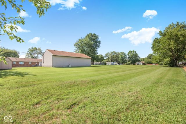 243 Plainview Drive, Avon, IN 46123