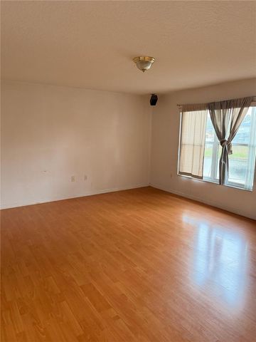 207 REDWOOD BARK TRAIL, Kissimmee, FL 34758