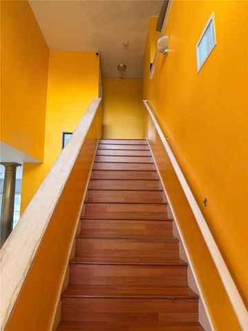 207 REDWOOD BARK TRAIL, Kissimmee, FL 34758