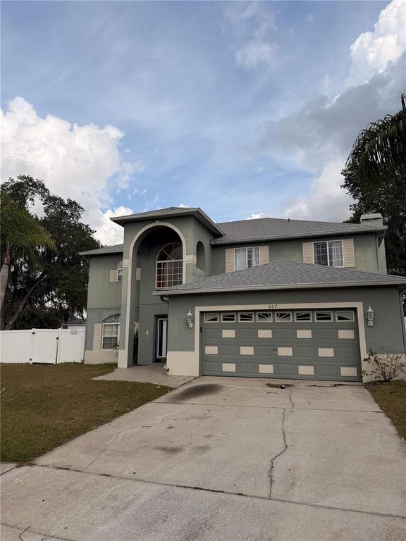 207 REDWOOD BARK TRAIL, Kissimmee, FL 34758